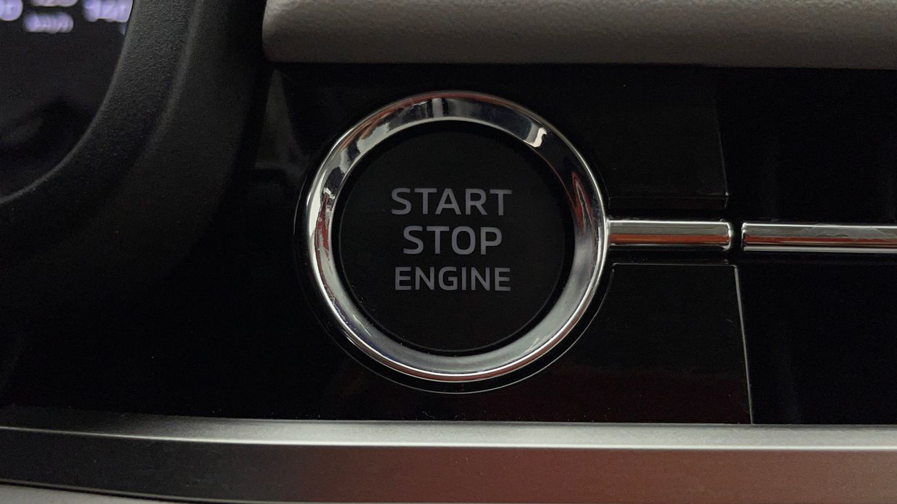 Mitsubishi Outlander MIDLINE 2.5 | Zero Down Payment | Home Test Drive