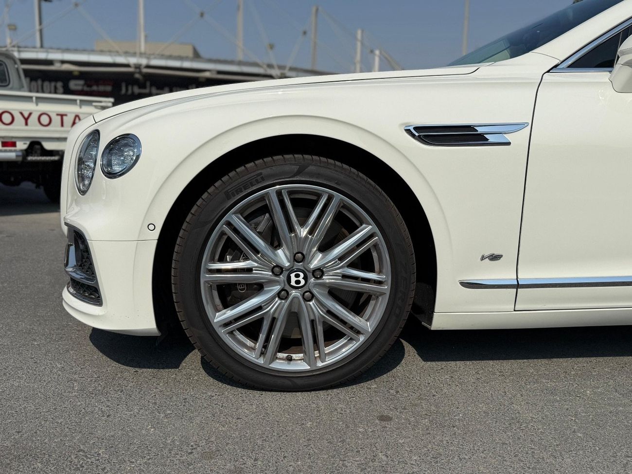 Bentley Flying Spur 4.0T V8