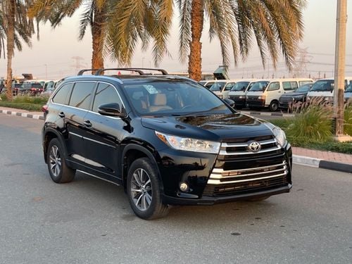 Toyota Highlander 2017 TOYOTA HIGHLANDER XLE 4x4 FULL OPTIONS IMPORTED FROM USA