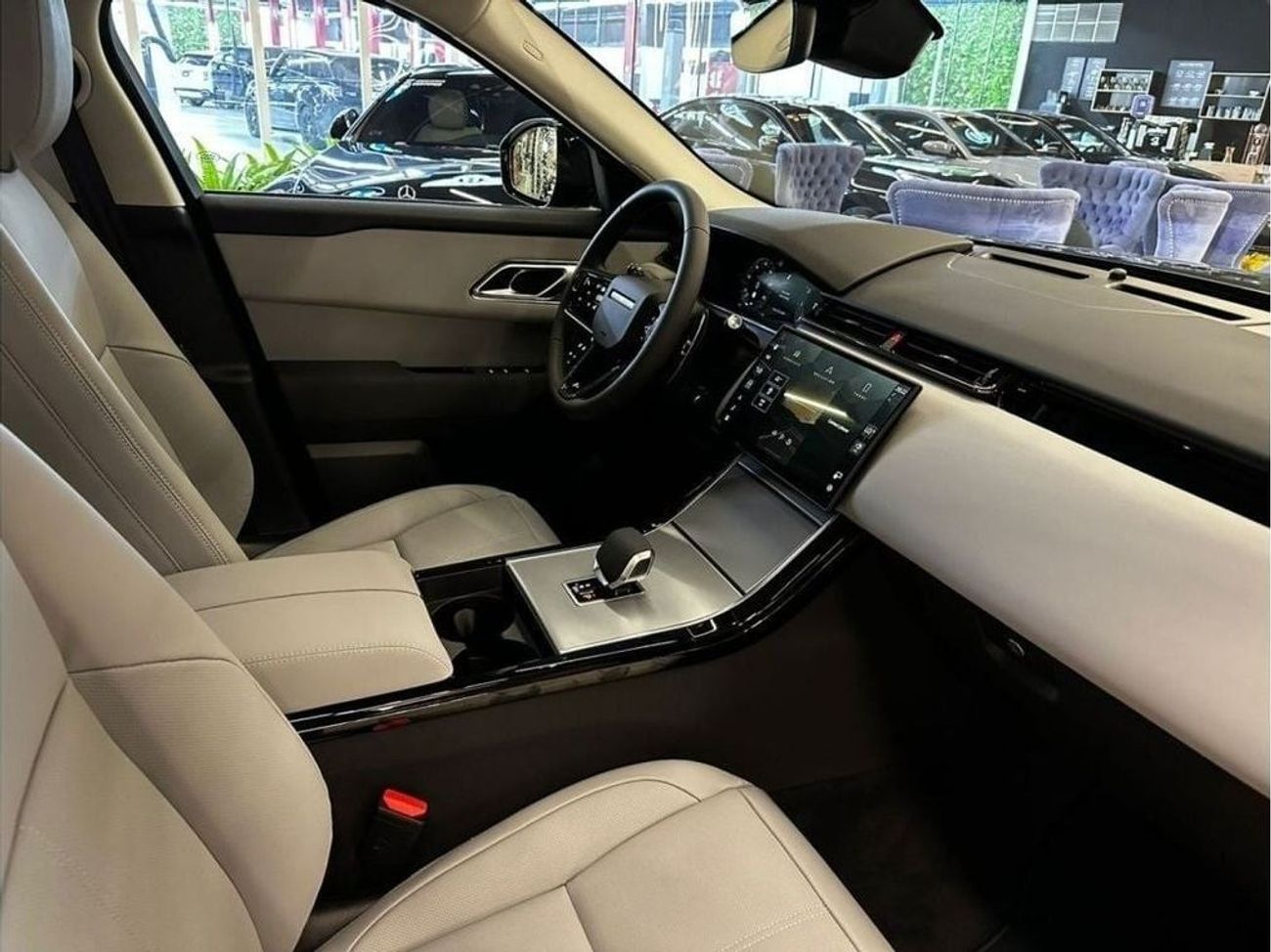 Land Rover Range Rover Velar 2025 Range Rover Velar P250 DYNAMIC SE/WARRANTY AND SERVICE CONTRACT UNLIMITED MILEAGE