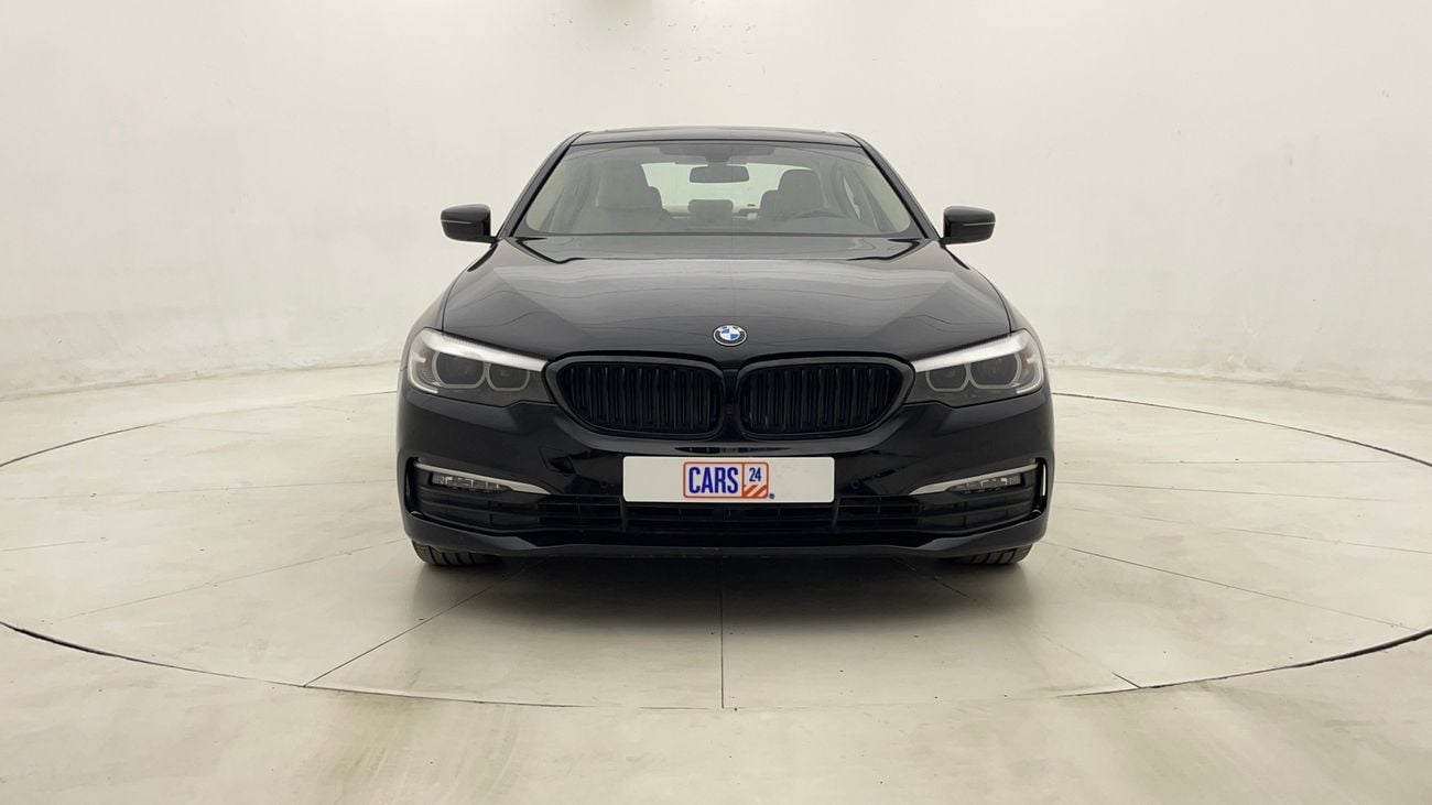 BMW 520i EXCLUSIVE 2 | Zero Down Payment | Home Test Drive