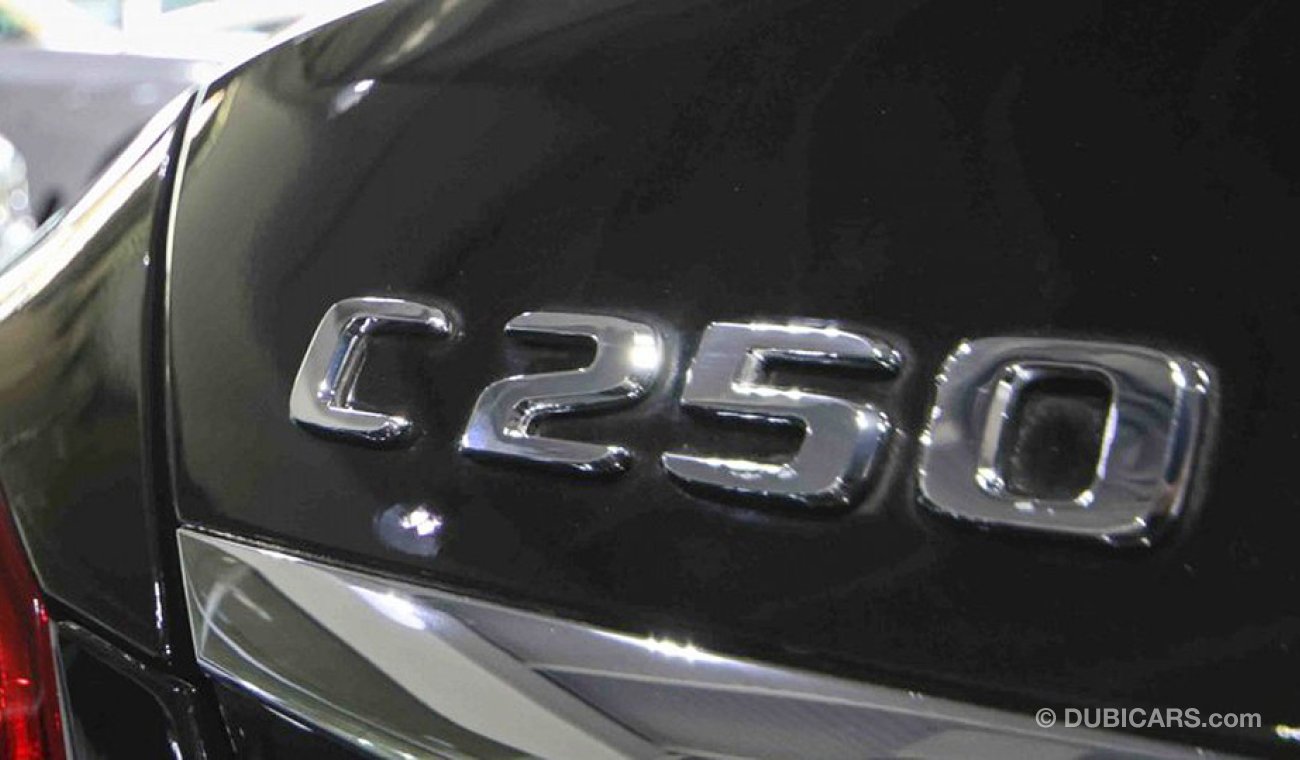 مرسيدس بنز C 250 AMG 2.0L V4 Turbo 211 hp with 2 Yrs Unlimited Mileage Warranty