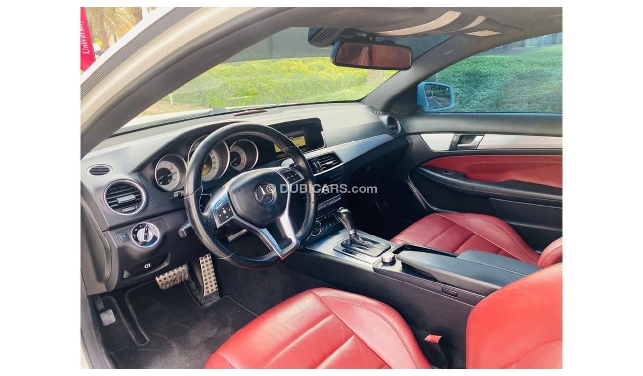 Mercedes-Benz C 350 Std Std Mercedes Benz C360 GCC 2012  full option coup perfect condition