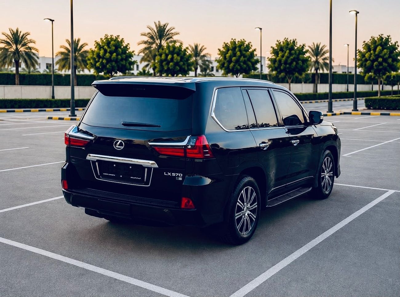 Lexus LX570 PLATINUM LX570 BASE