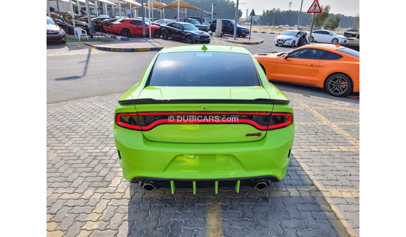 Used Dodge Charger For sale 2019 for sale in Dubai 693541