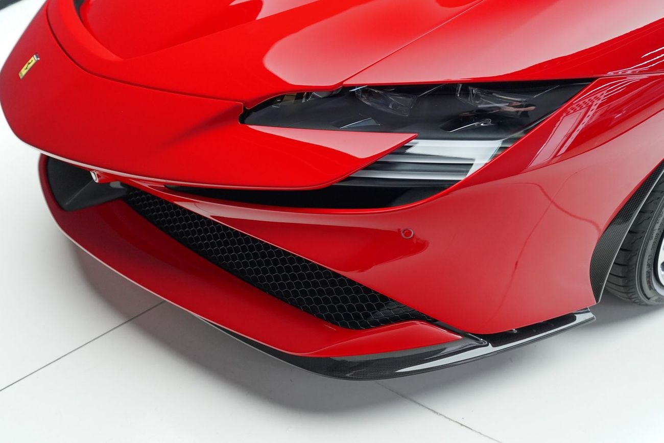 فيراري SF90 ستراديل ASSETTO FIORANO