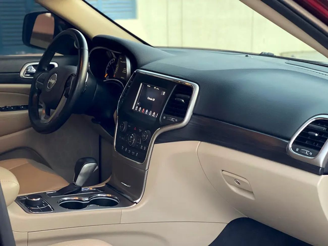 جيب جراند شيروكي Laredo 3.6L RWD 680 P.M | | GRAND | CHEROKEE | LAREDO | 3.6L V6 | | GCC