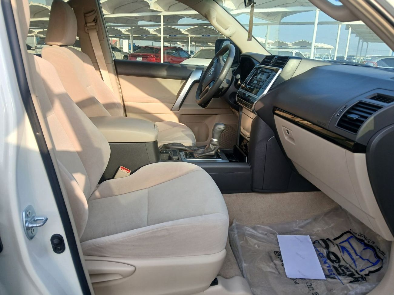 Toyota Prado Toyota prado 2022MODEL 2.7 v4 petrol Engine Colour White Transmission Automatic Interior.Begie 7seat