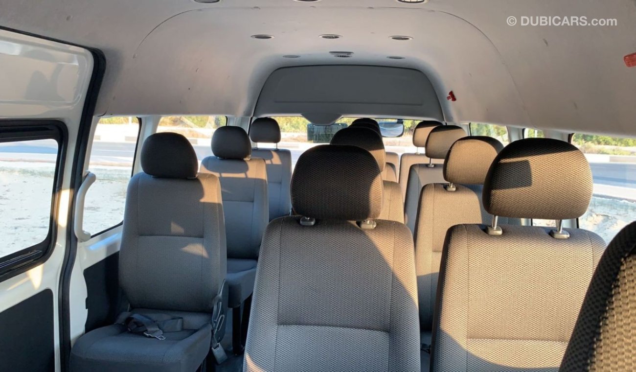 تويوتا هاياس Toyota Hiace 2018 GL 13 Seats Ref# 586