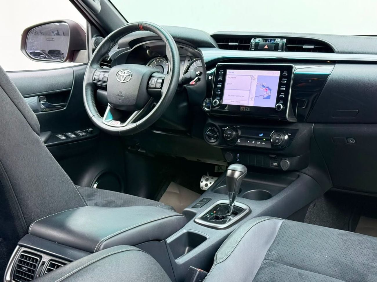 Toyota Hilux GR SPORT