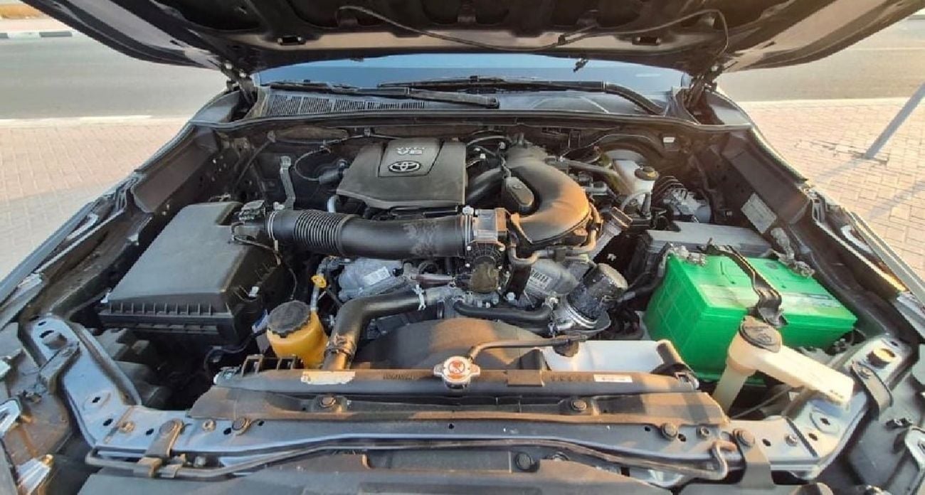 تويوتا فورتونر GXR 2020 Model Facelift To 2024 Shape V4 Very Clean and Perfect Condition