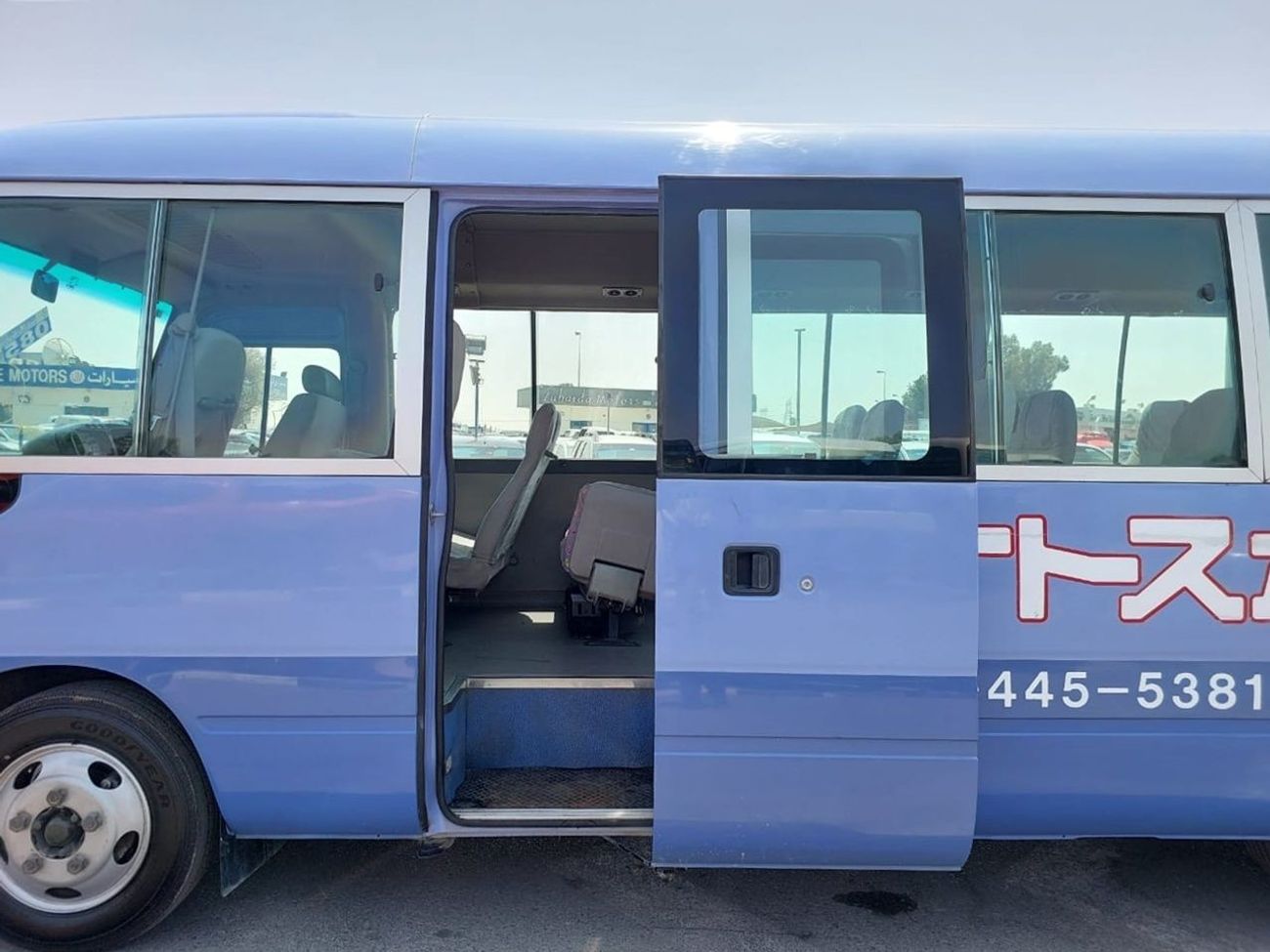 Toyota Coaster TOYOTA COASTER RHD 2004 MODEL 4.2 L DIESEL AUTOMATIC(PM12560)