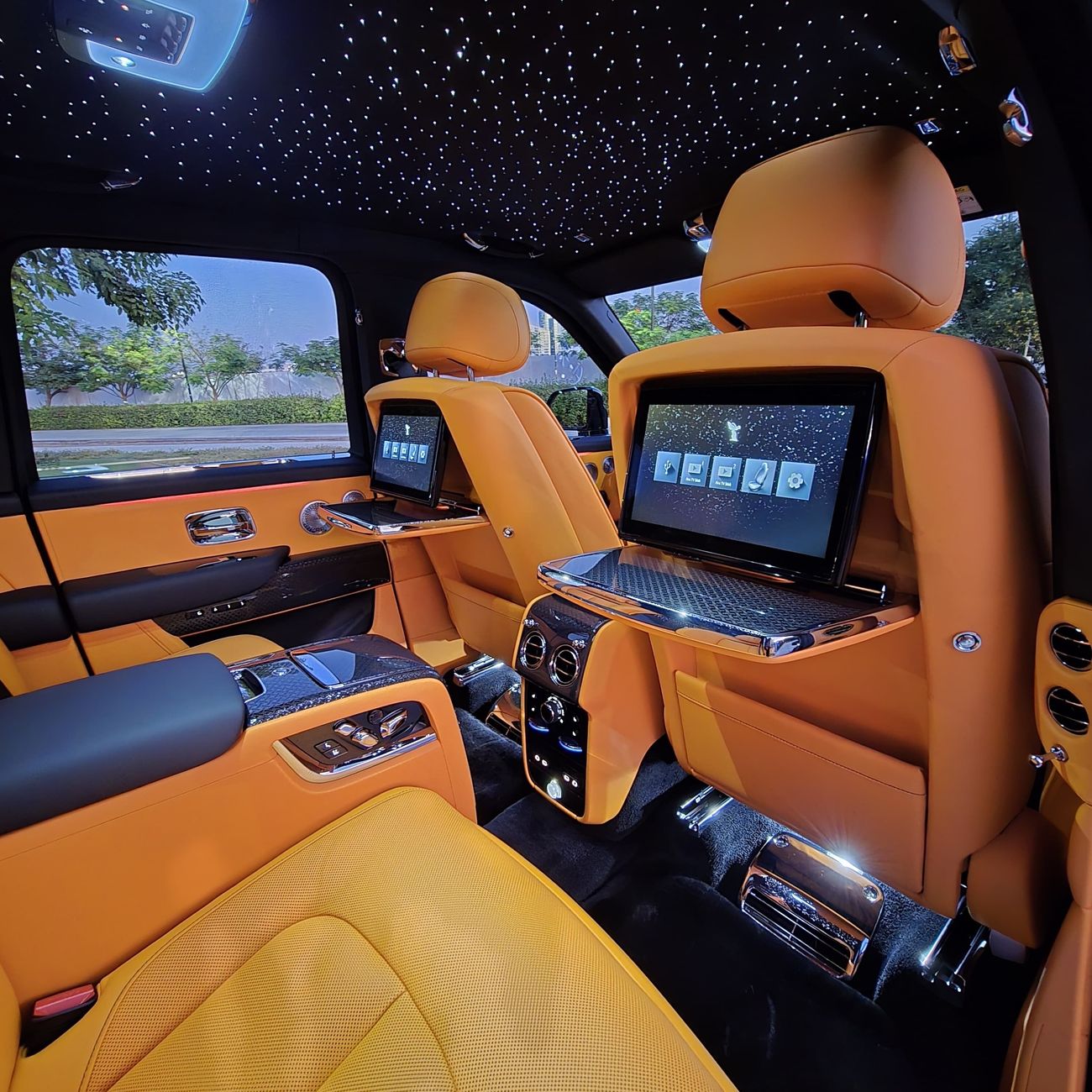 رولز رويس كولينان BLACKBADGE