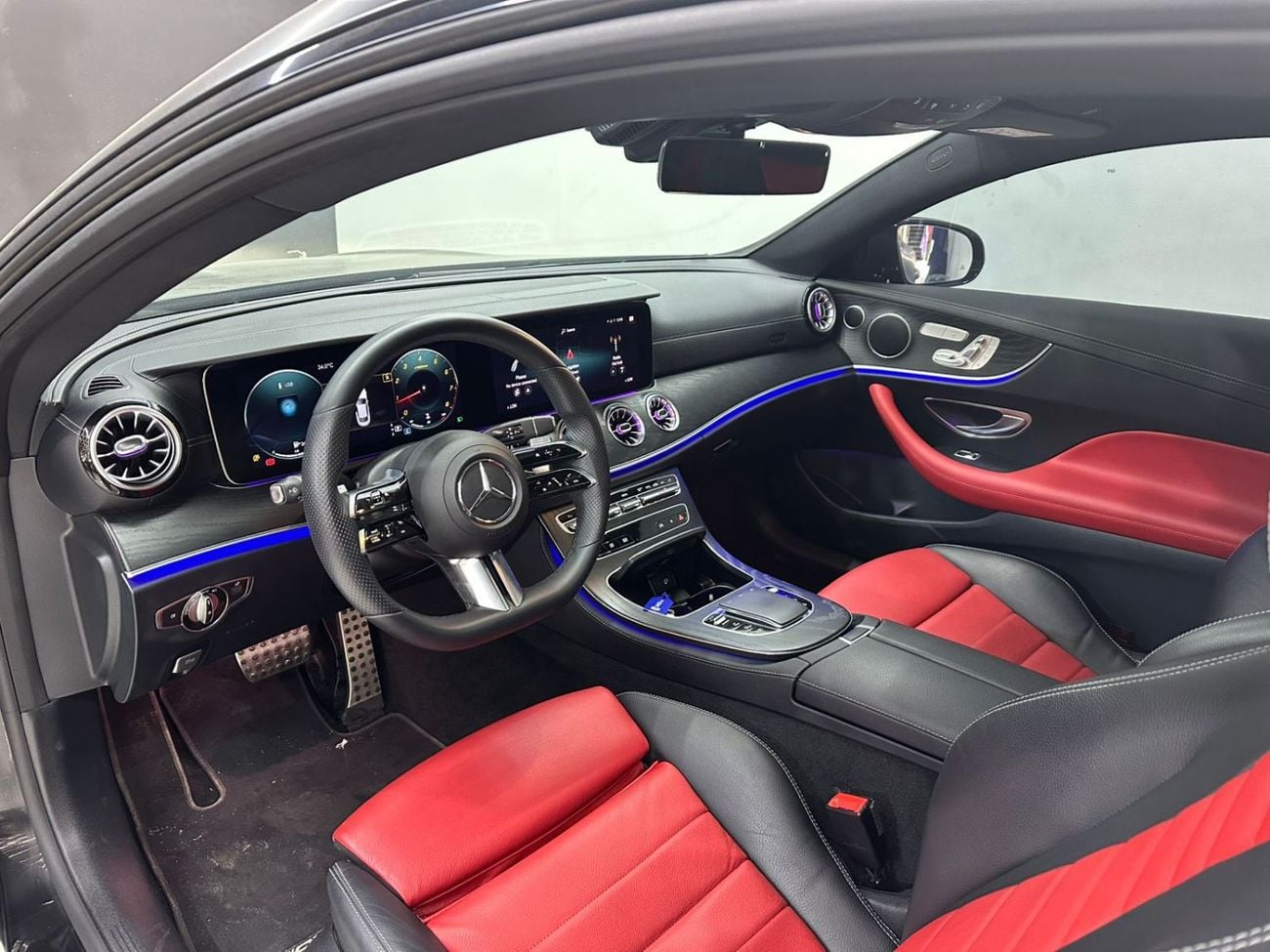 Mercedes Benz E 200 Coupe Mercedes-Benz E200 2022 – Black Exterior with Premium Red & Black Leather Interio