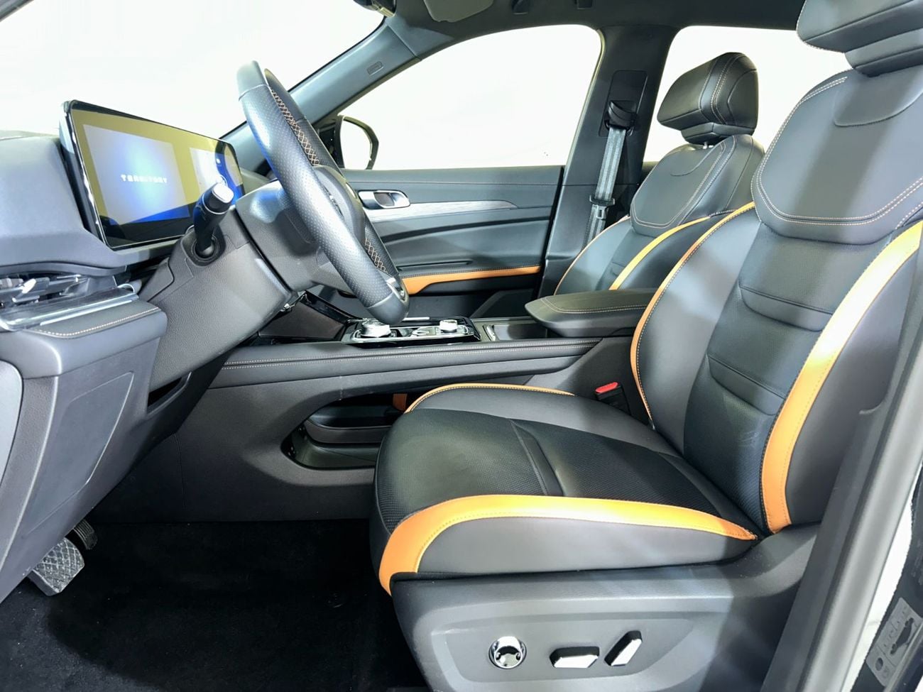 فورد تيريتوري TER4226 TITANIUM / AL TAYER MOTORS / AL QOUZ SHOWROOM