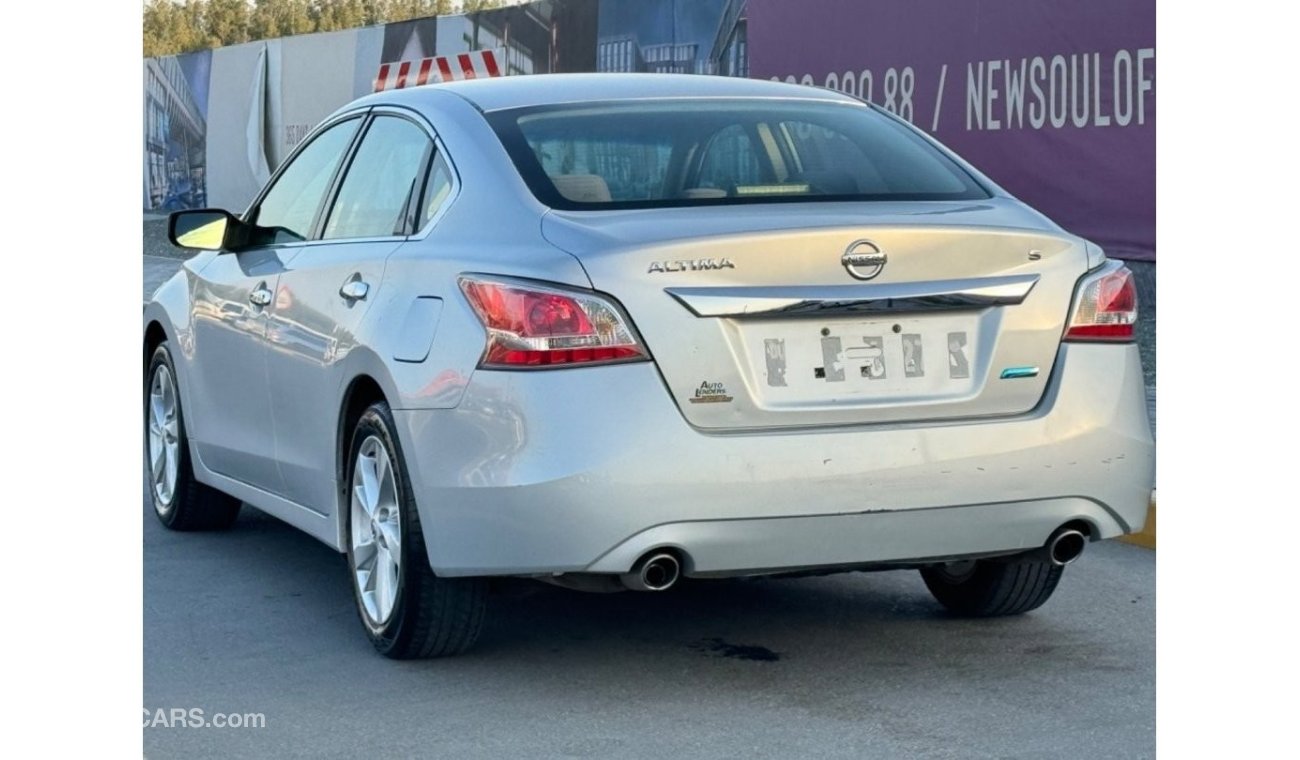 Nissan Altima S