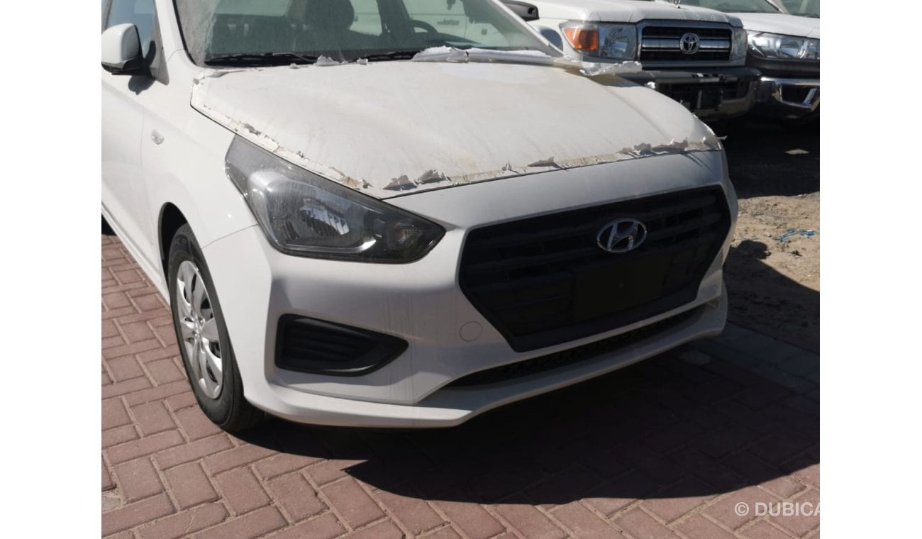 Hyundai Reina 1.4L ENGINE 2020 MODEL WITH SUN ROOF POWER WINDOWS AUTO TRANSMISSION CAN BE EXPORT