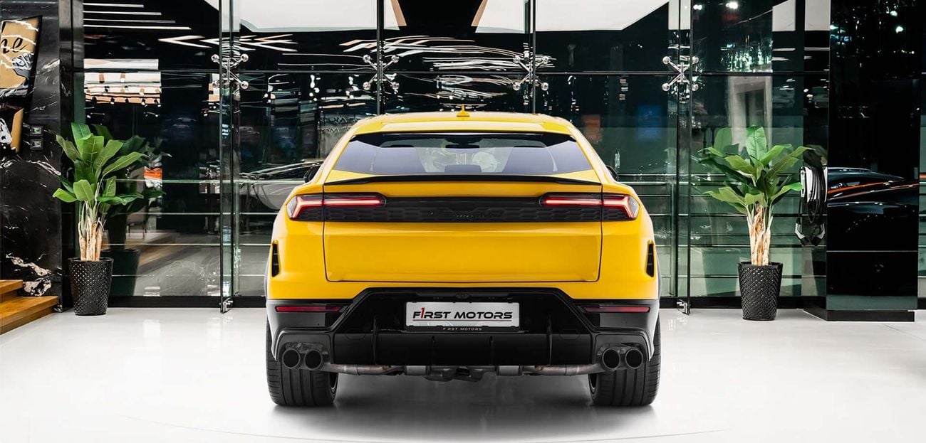 لامبورغيني اوروس 4.0L V-8 Twin-Turbocharged Engine + eMotor