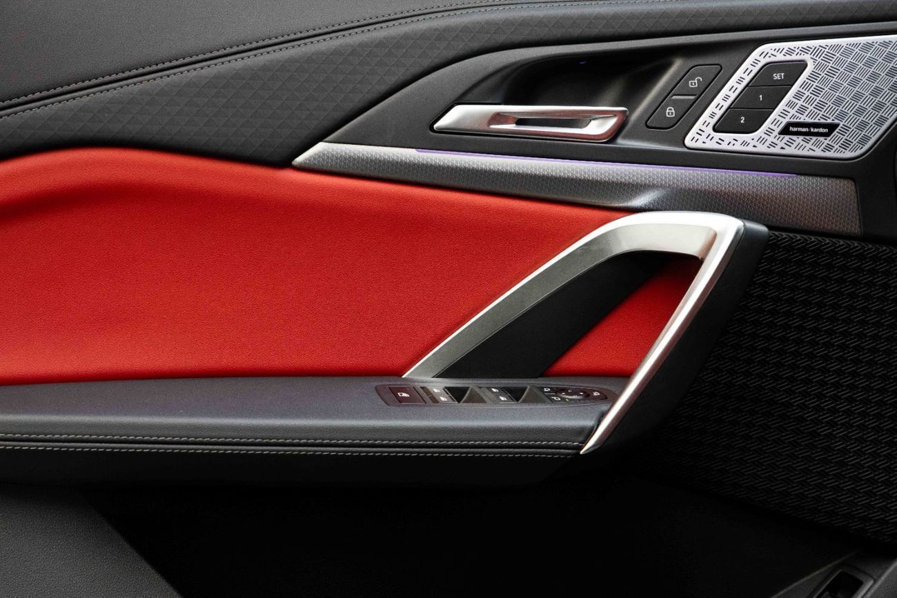 بي أم دبليو X2 xDrive 20i | 3,701 P.M | 0% Downpayment | All Wheel Drive | M-Kit | BMW Warranty + Service to Dec 2