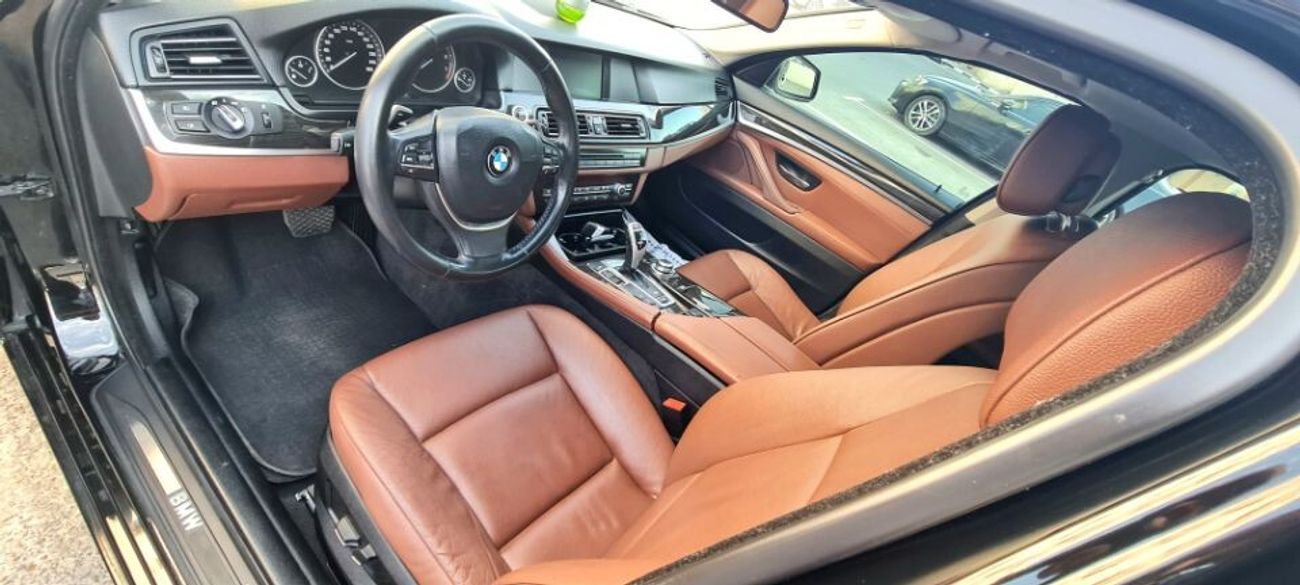 BMW 528i BMW 528 GCC 2012 FULL OPTION