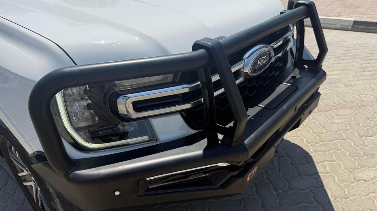 Ford Everest diesel 2.0 liter RHD ,7 seater only for export available