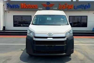Toyota Hiace DX - Manual . Diesel . Bus . Rear Wheel Drive . 9+ Seats . 4 Doors