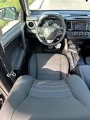 Toyota RAV4 2017 leather seats