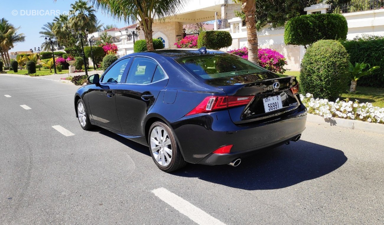 Lexus IS200t