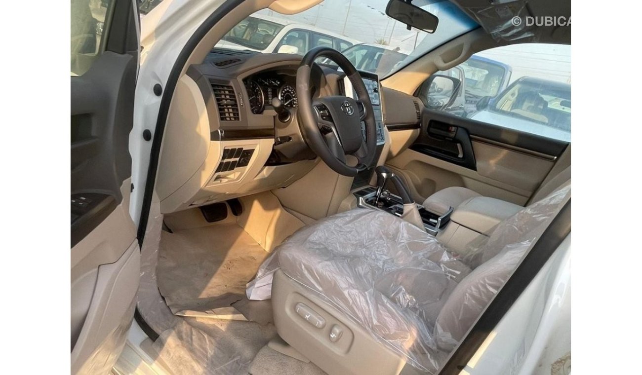 Toyota Land Cruiser V6 WITH ELECTRIC SEATS