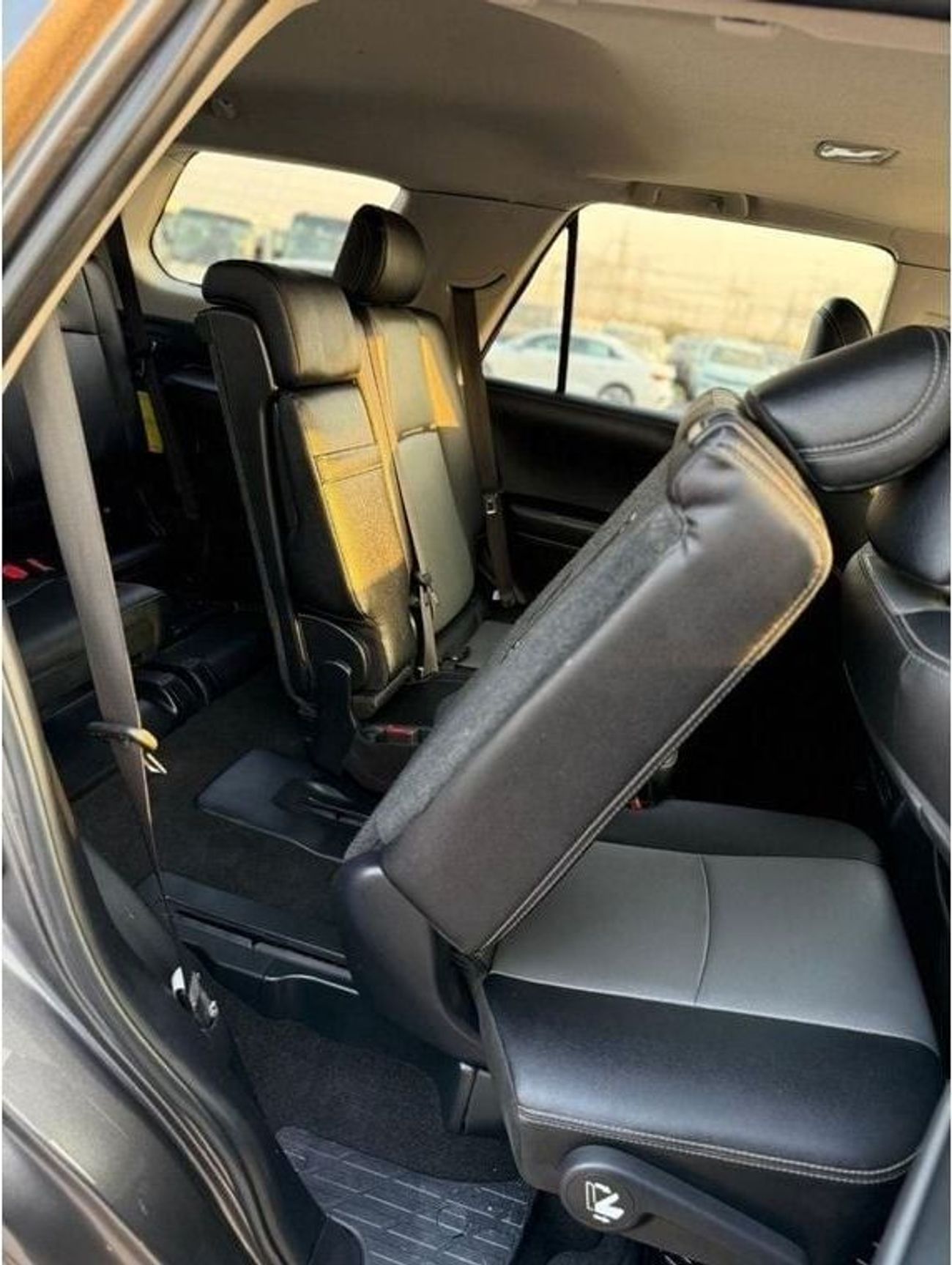 Toyota 4Runner TOYOTA 4Runner seven seat premium Full Option