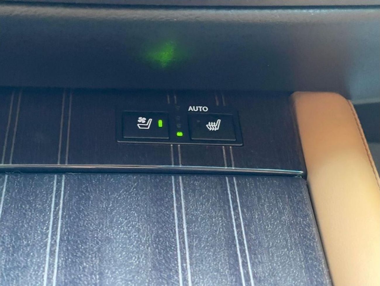 لكزس GS 350 Platinum 3.5L PLATINUM / V6 3.5L / TRIPLE XENON / IN PERFECT CONDITION