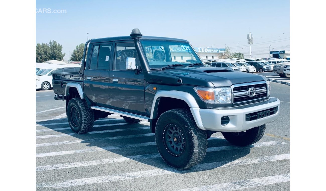 Toyota Land Cruiser Pick Up Diesel Full option