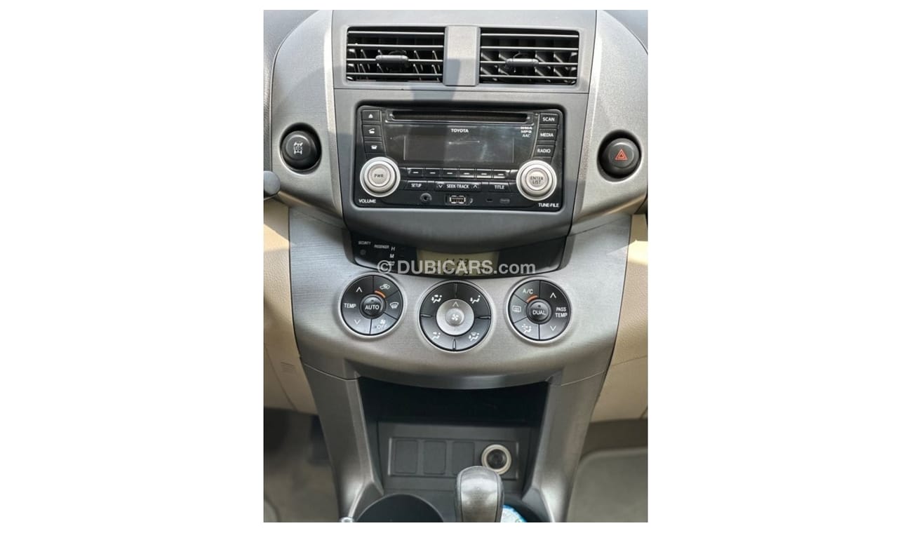 Toyota RAV4 MODEL 2012 GCC CAR PERFECT CONDITION inside and outside f