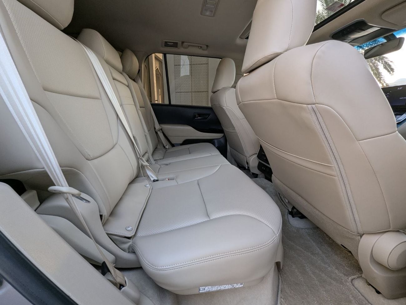 Toyota Land Cruiser GXR Top LHD 2022 MODEL Year 3.3L V6 Diesel Engine Twin turbo colour Brown interior Beige push start