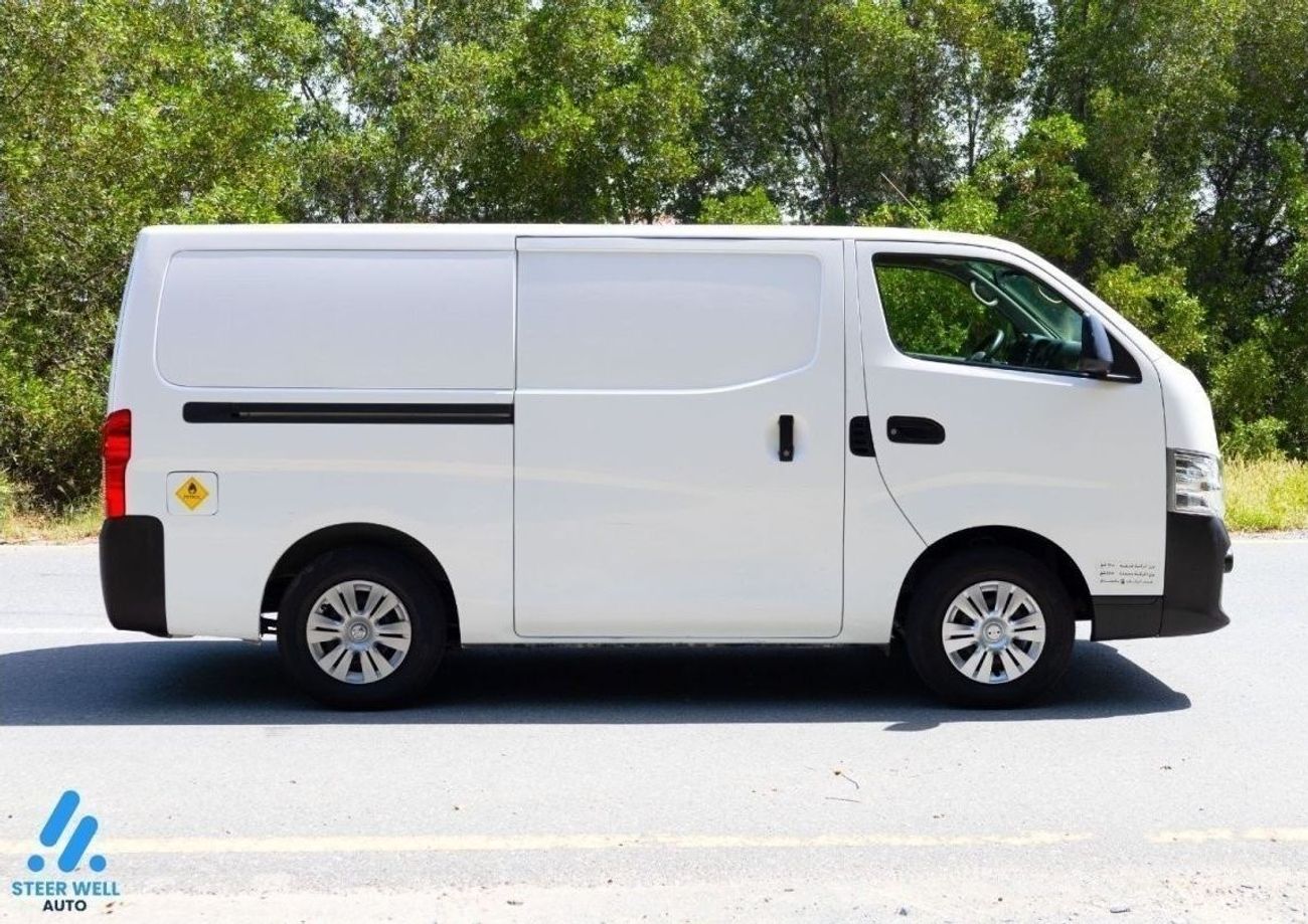 نيسان أورفان Std 2021 NV350 Dry Delivery Van - 2.5L - PTR MT - Low Mileage - Like new Condition - GCC