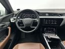 أودي Q8 إي ترون 55 quattro Advanced Q8 Advanced 55 e-tron quat 408hp (Ref# 28451)