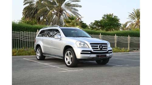 مرسيدس بنز GL 500 BEST DEAL - LOW MILEAGE - MERCEDES GL 500 4MATIC - FULL OPTION - WELL MAINTAINED - GCC