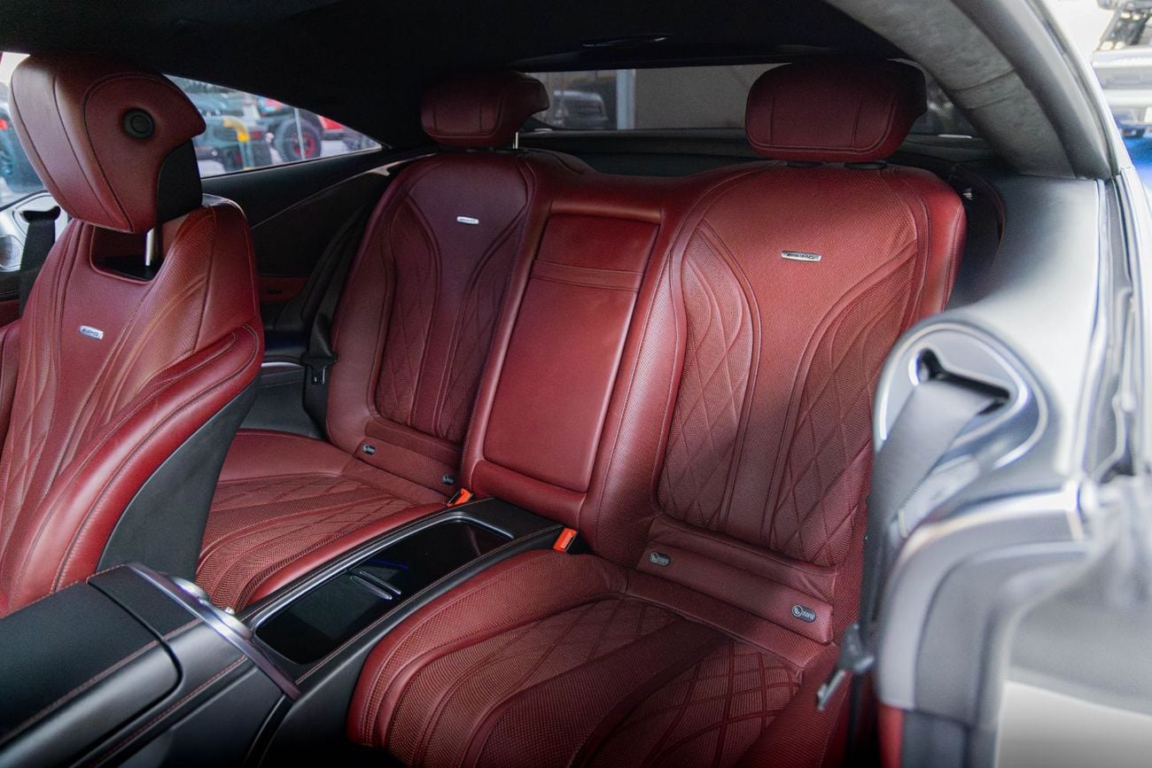 Mercedes-Benz S 63 AMG Coupe