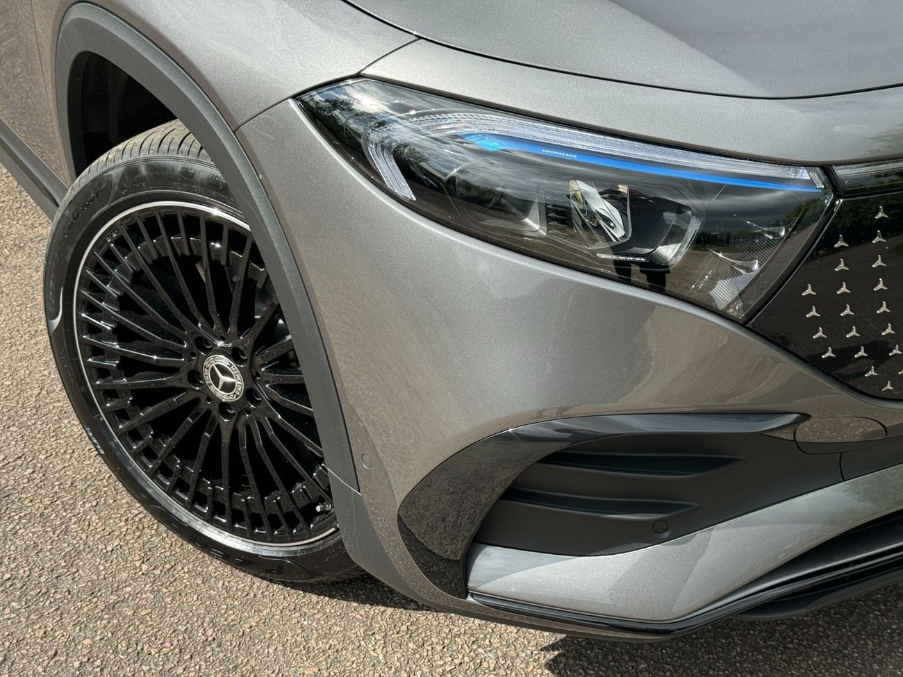 Mercedes-Benz EQB 260 EQB 250+ AMG LINE PREMIUM PLUS