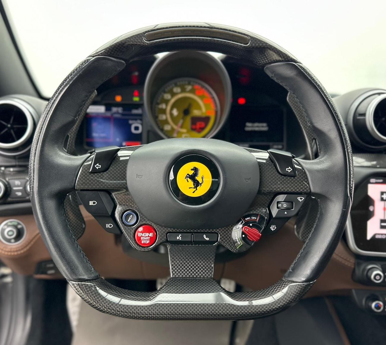 Ferrari Portofino STD 2019 Ferrari Portofino, Sept/2026 Warranty + Service Contract, Full Ferrari Service History, GCC