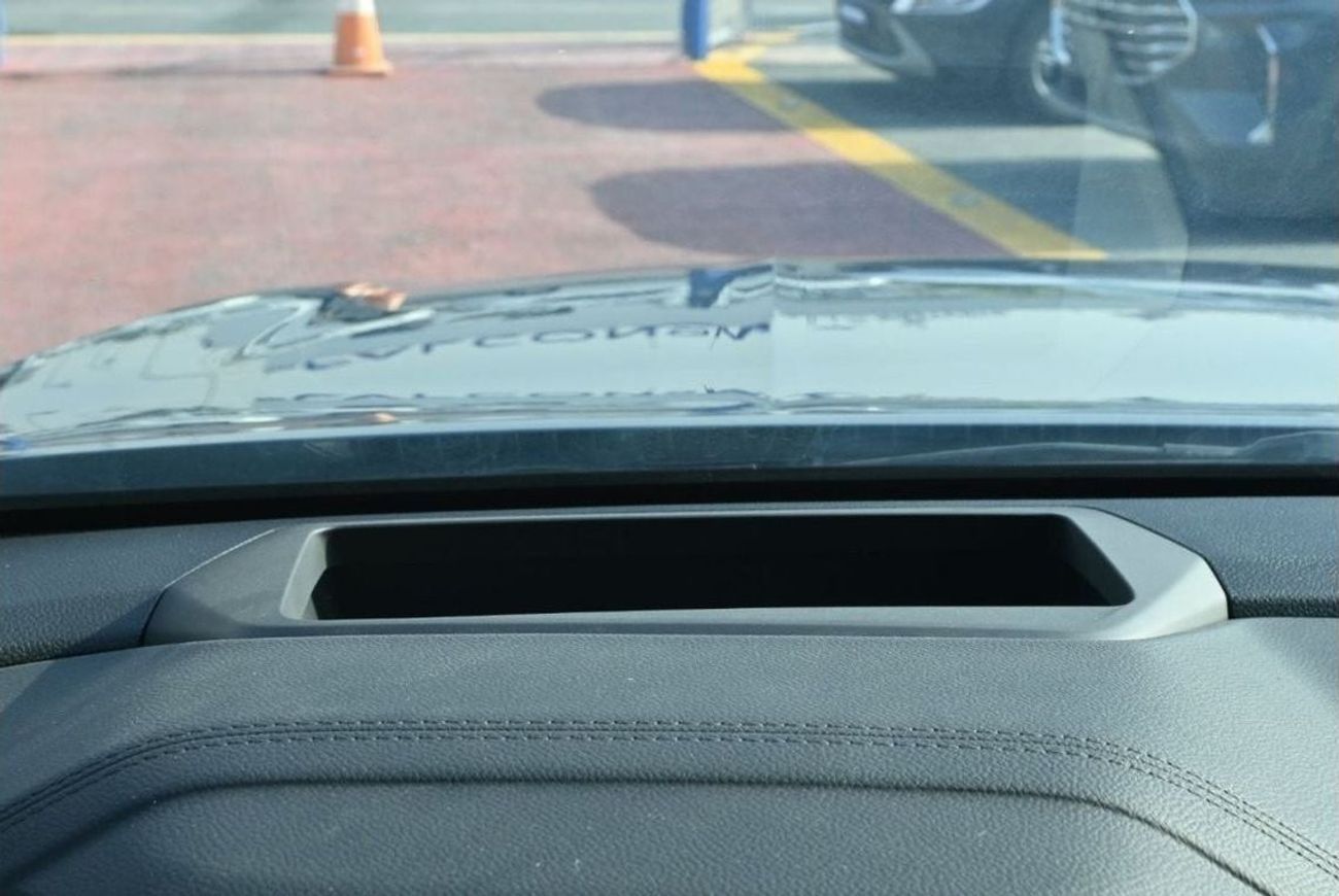 جيلي مونجارو Geely Monjaro 2.0L Turbo, 4WD Petrol, Model 2024 , Color Teal