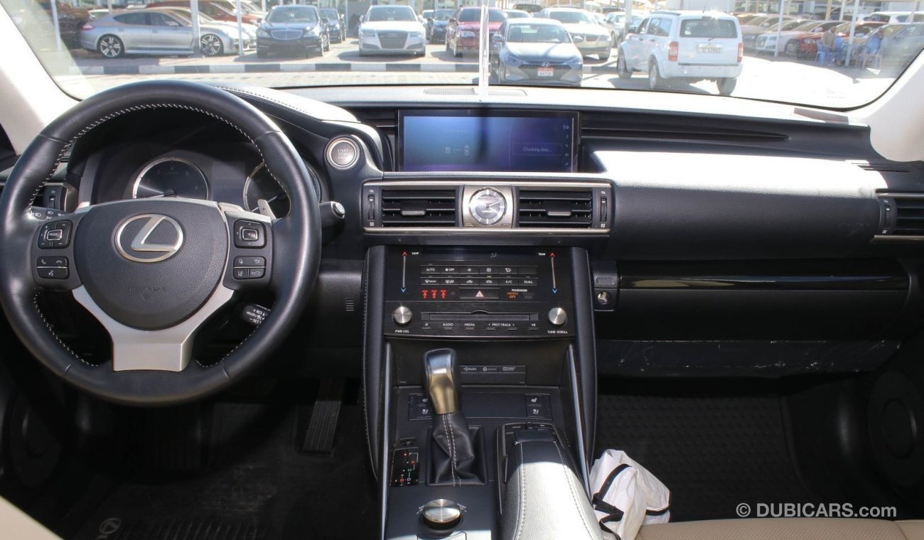 Lexus IS300