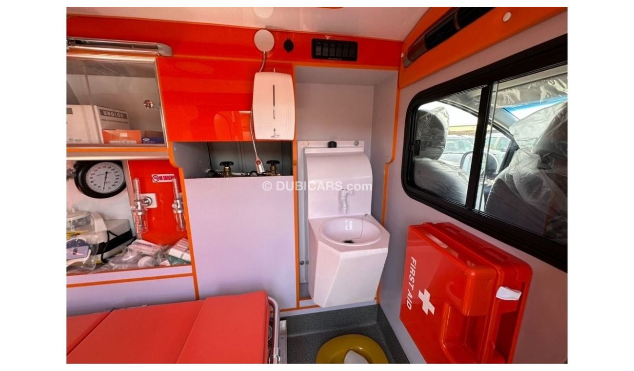 هيونداي ستاريا HYUNDAI STARIA AMBULANCE 3.5L AUTOMATIC 2023 MODEL
