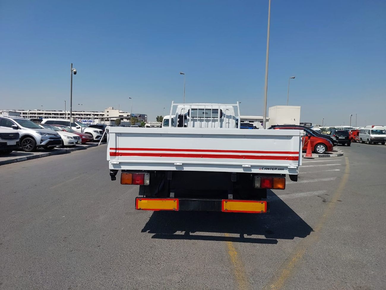 Mitsubishi Fuso Canter MITSUBISHI CANTER 6 BOLT TRUCK RHD 1995 MODEL 4.6 L DIESEL MANUAL(PM01580)