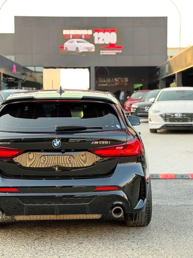 BMW 135i xDrive Korean Specs Performance Hatchback, миниатюра 24