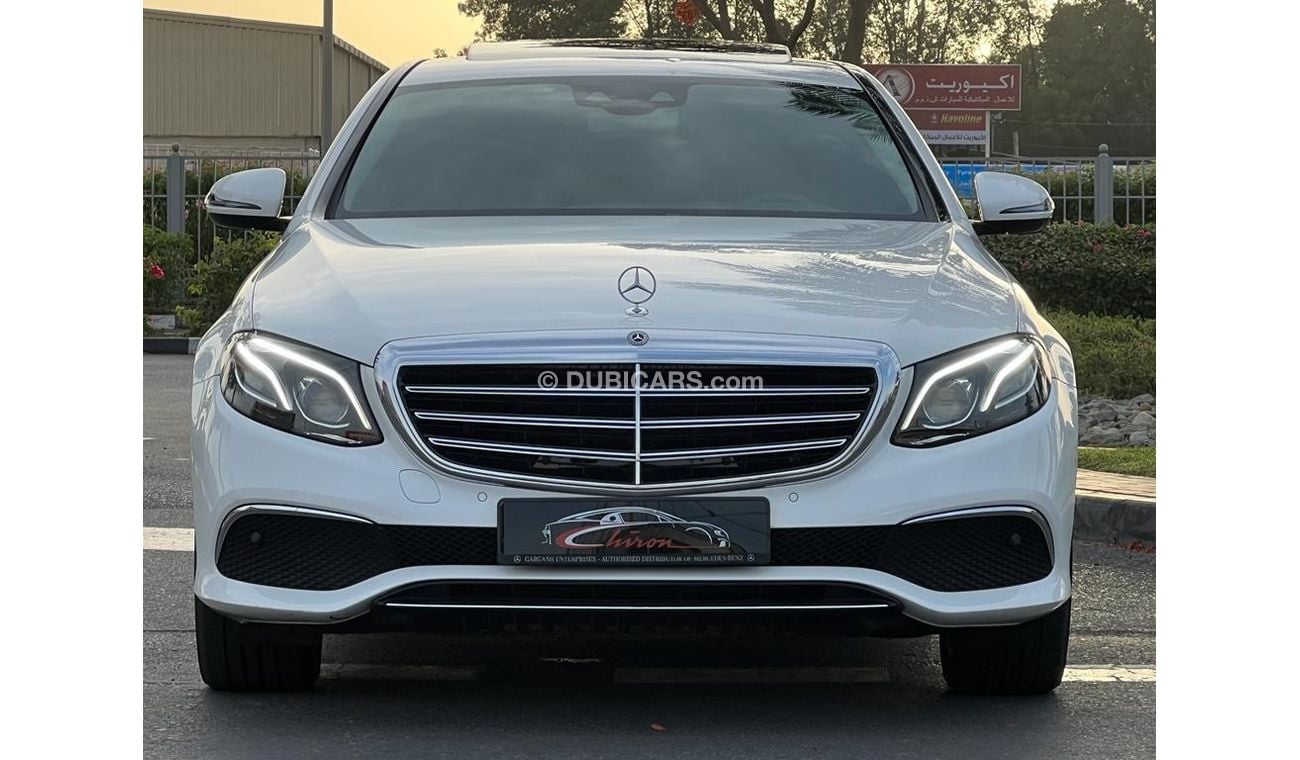 Mercedes-Benz E200 MERCEDES BENZ E220d 2018 FULL OPTIONS IN LOW MILEAGE WITH DEALER WARRANTY