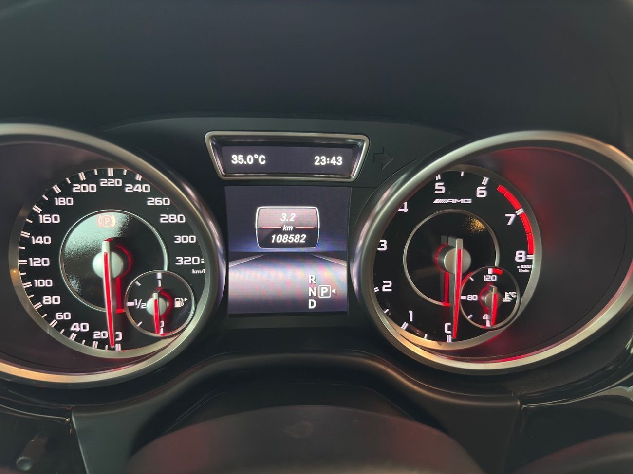 Mercedes-Benz GL 63 AMG 2014 5.5L | FULL SERVICE HISTORY | TWO KEYS | PANORAMIC ROOF | FULLY LOADED