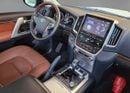 Toyota Land Cruiser VXR 5.7L 4WD VXR 5.7L-8CYL 4WD Grand Touring - Completely Agency Maintained - Low Mileage Al Futtaim