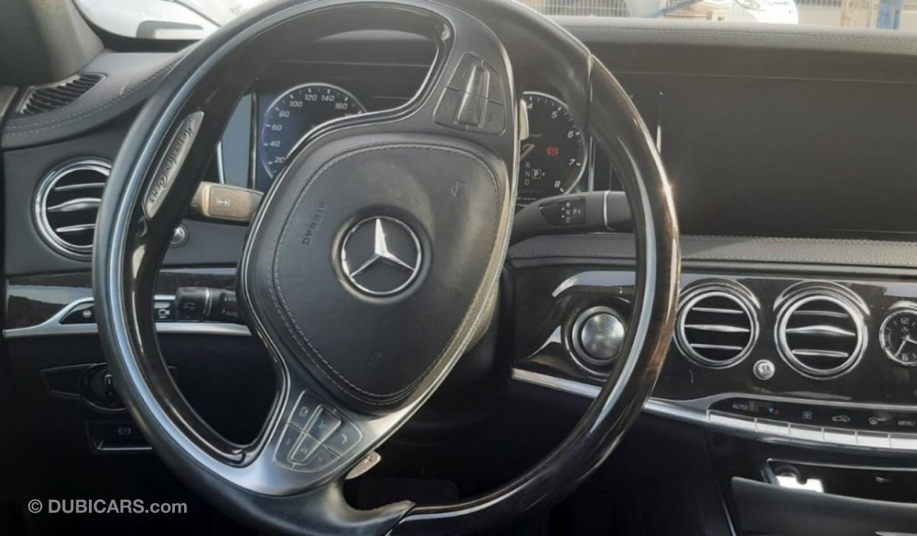 مرسيدس بنز S 550