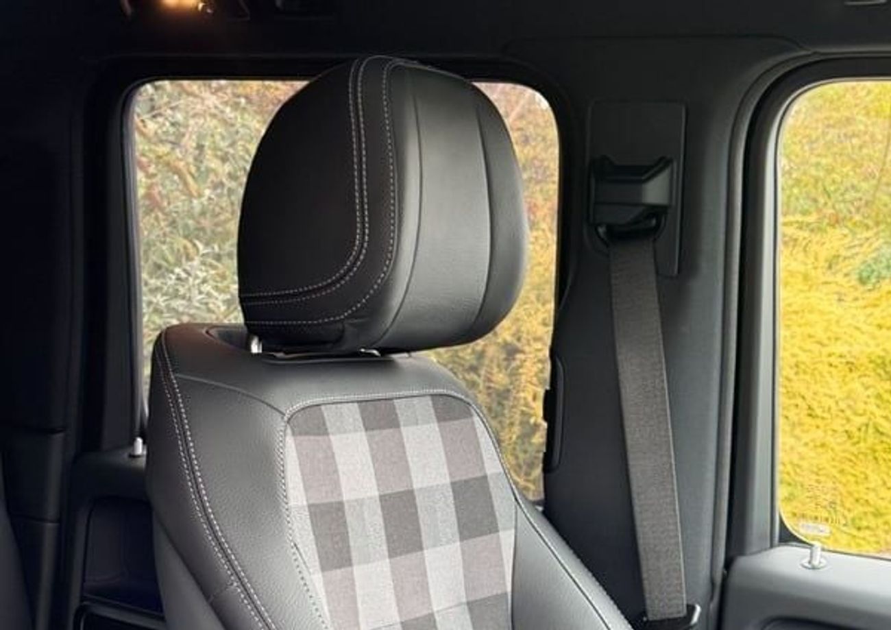 Mercedes-Benz G 500 STRONGER THAN 1980S EDITION / WANTED AD